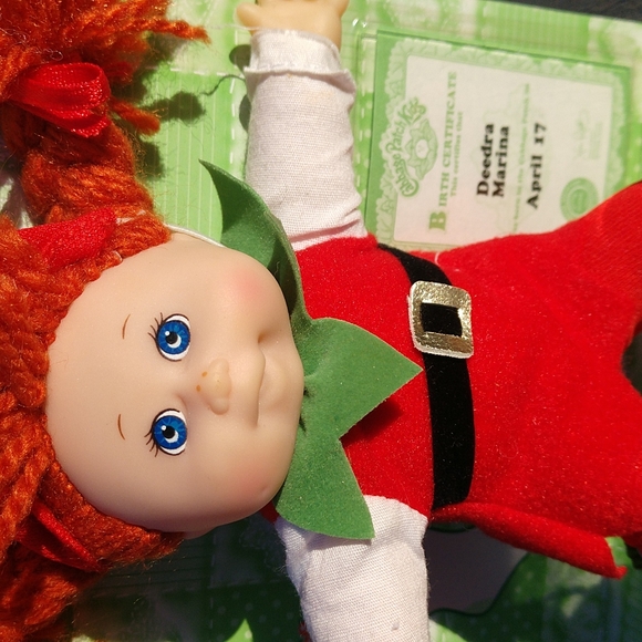 Cabbage Patch Kids Holiday Beanbag Collectible! - Picture 3 of 7